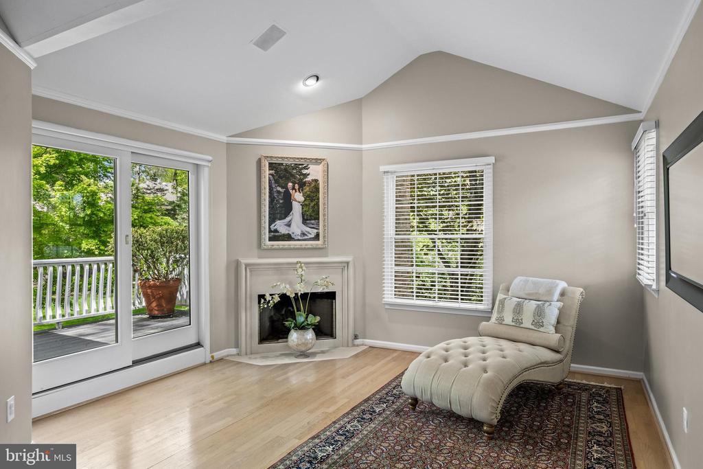 28 IMPERIAL DRIVE