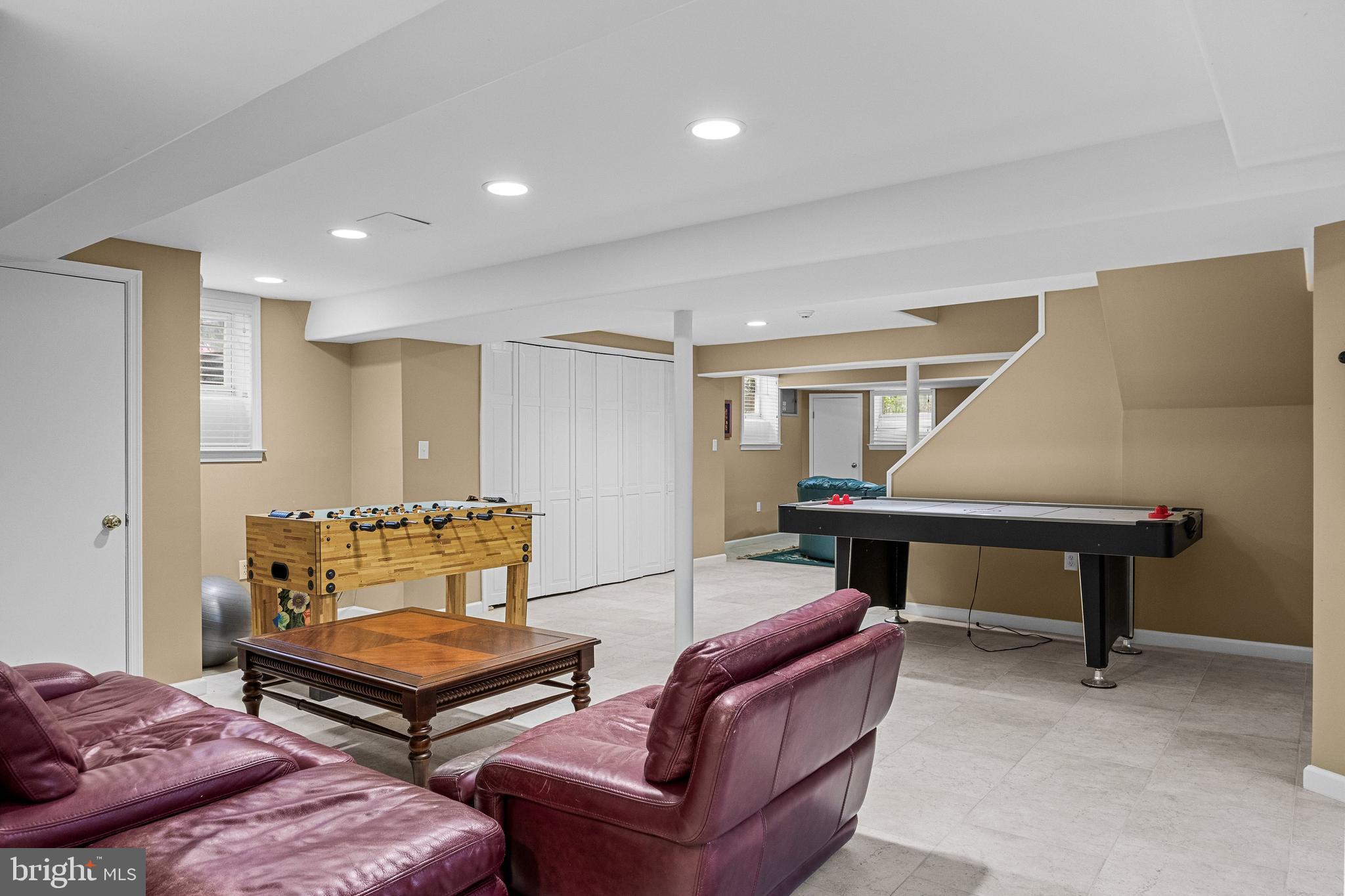 28 IMPERIAL DRIVE