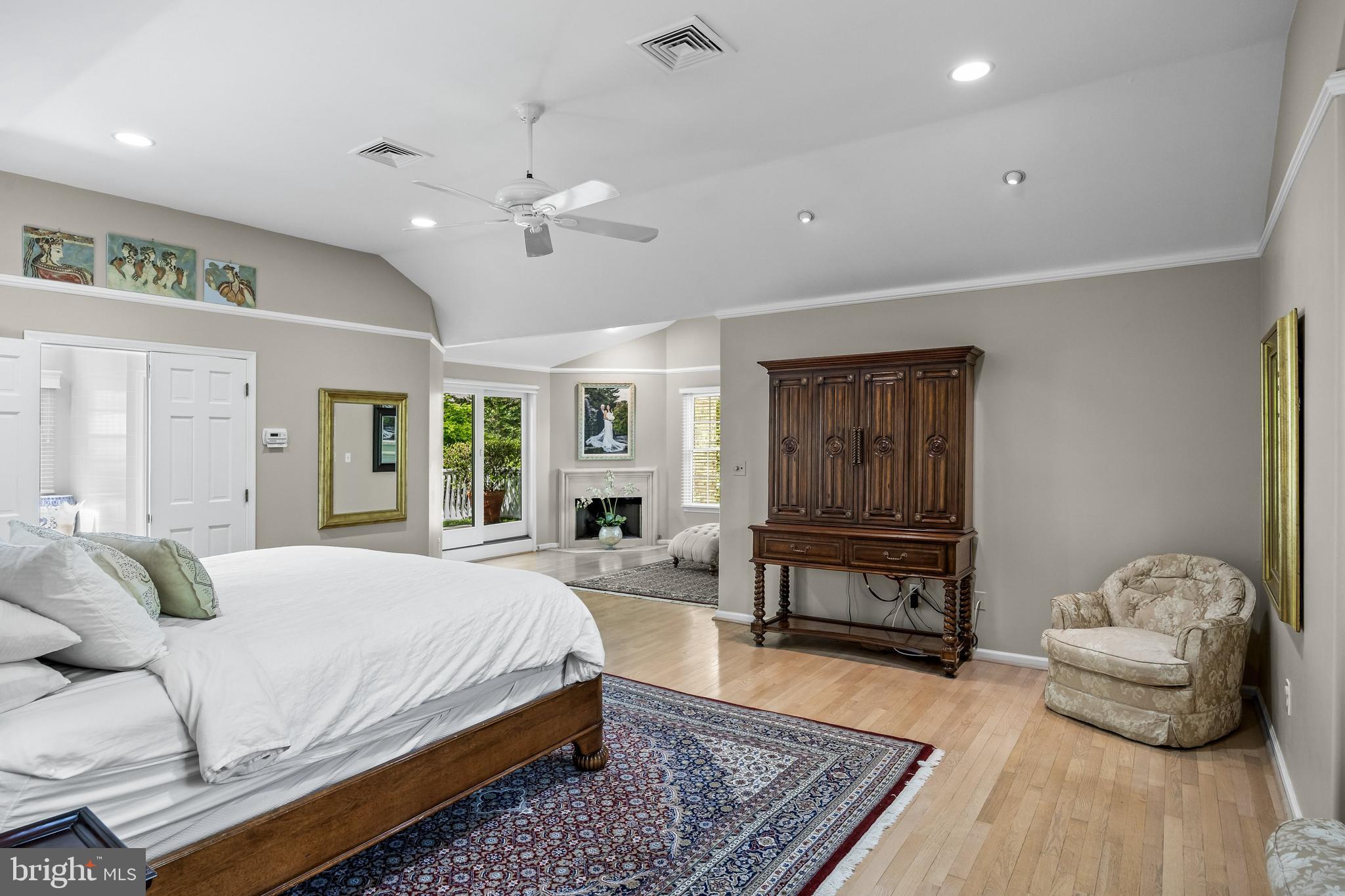 28 IMPERIAL DRIVE