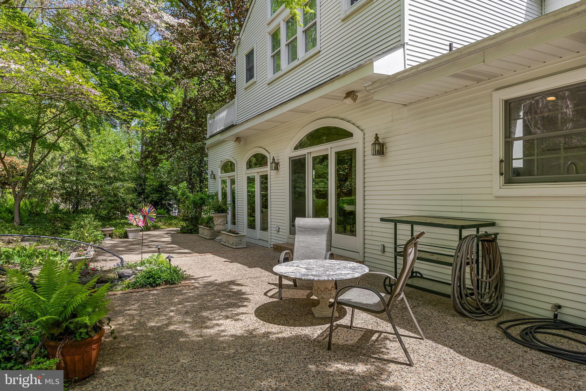 28 IMPERIAL DRIVE