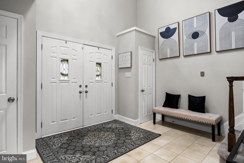 1112 BUTTONWOOD DRIVE