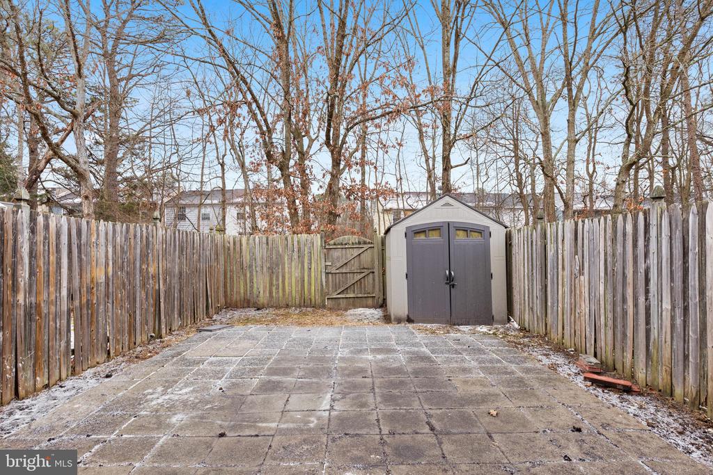 127 VILLA KNOLL COURT