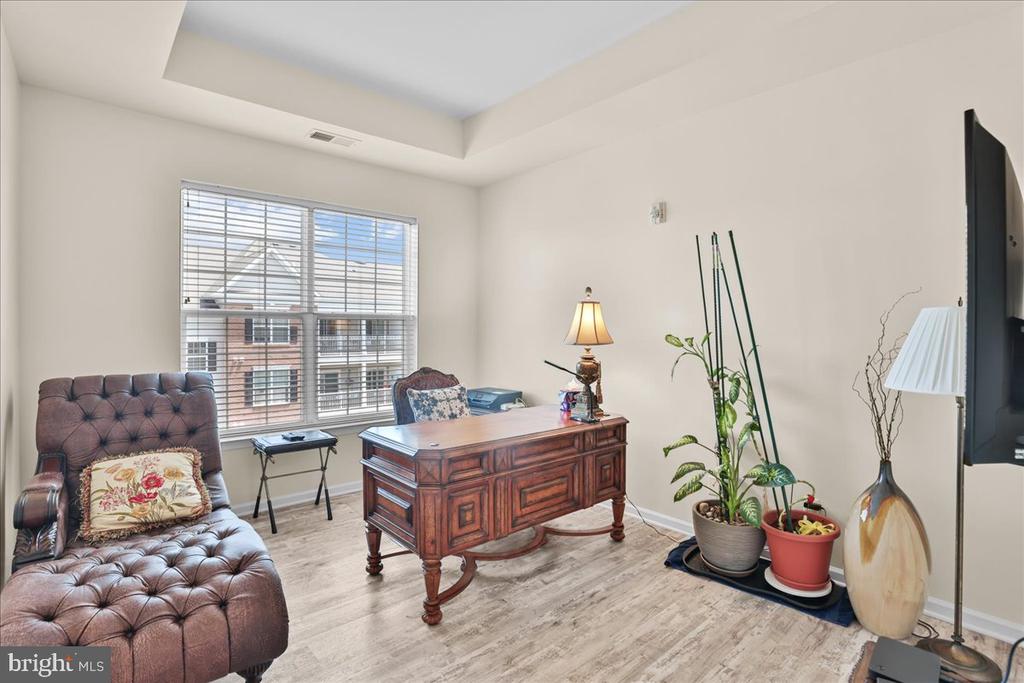 4641 DERBY COURT