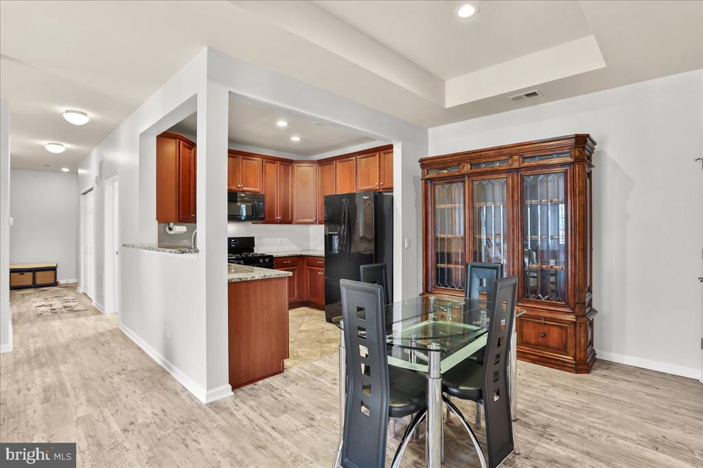 4641 DERBY COURT