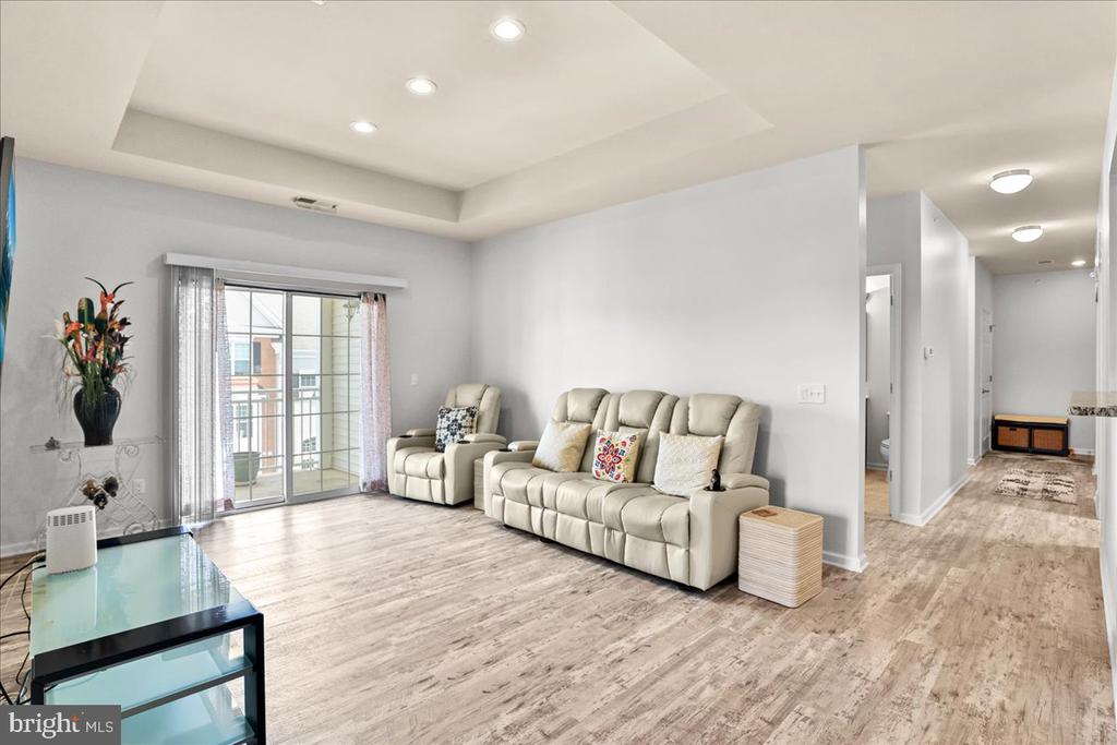 4641 DERBY COURT