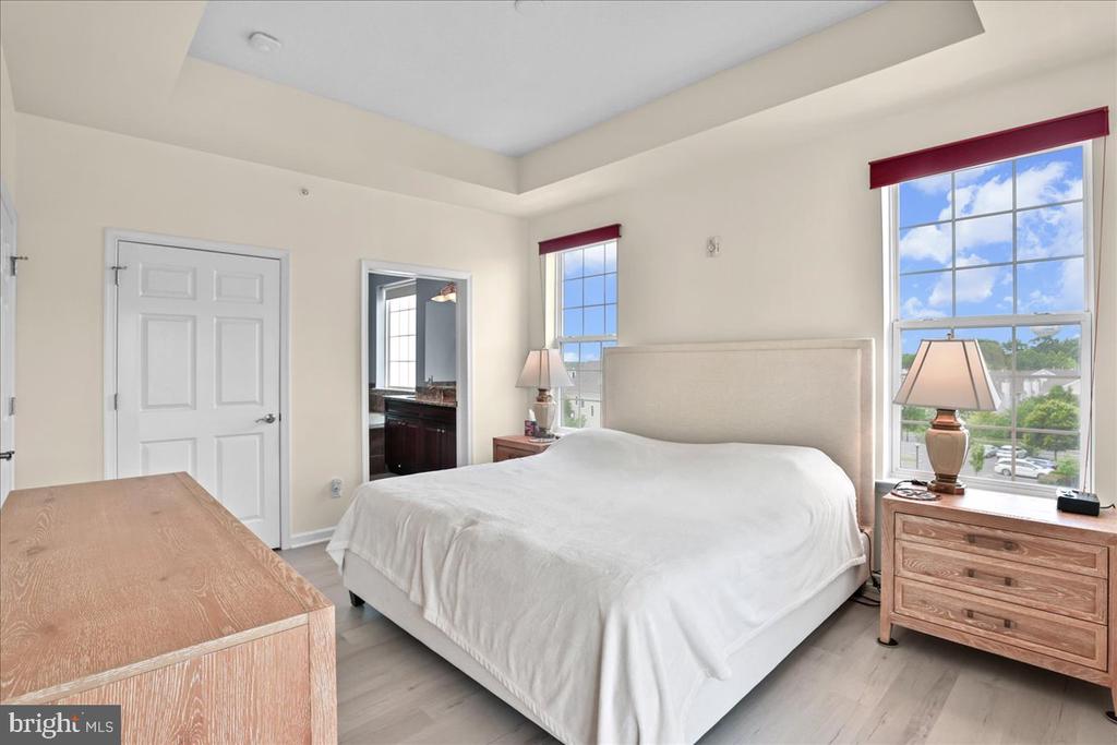 4641 DERBY COURT