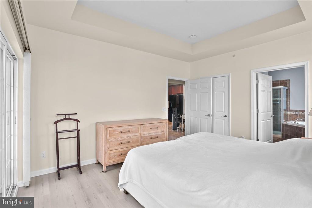 4641 DERBY COURT
