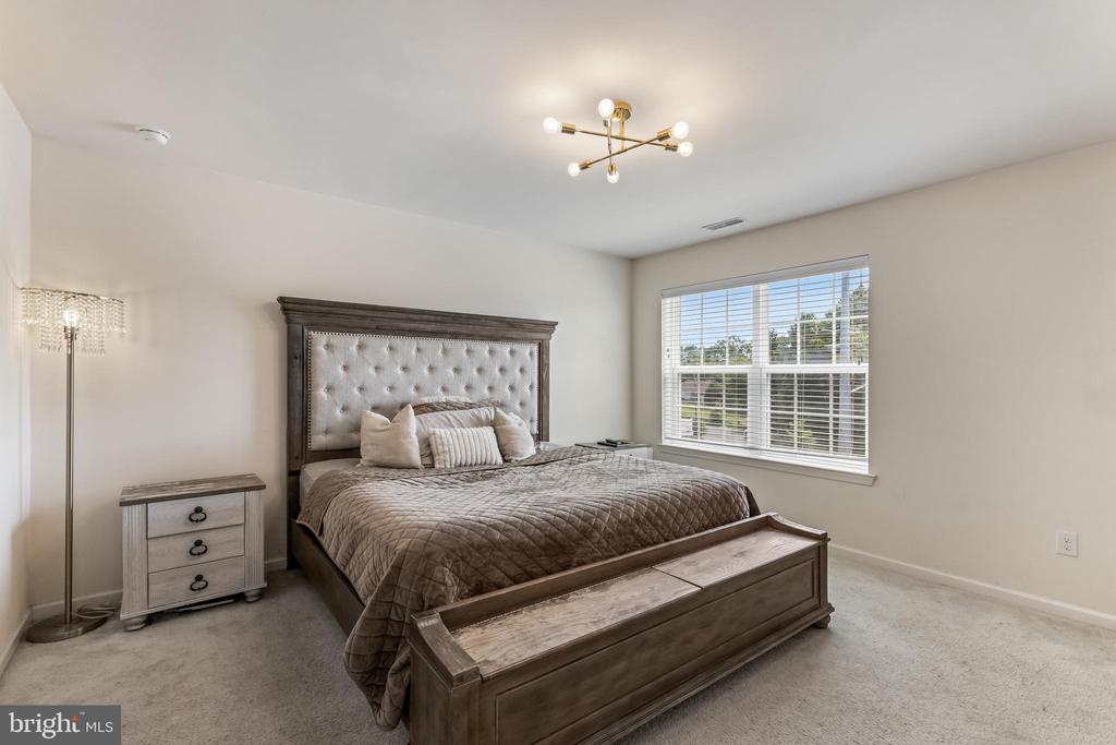 40 IRON GATE ROAD