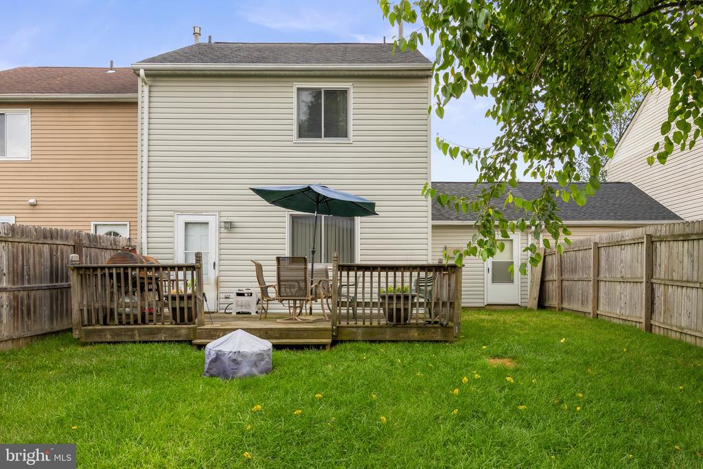 13 HOPEWELL LANE
