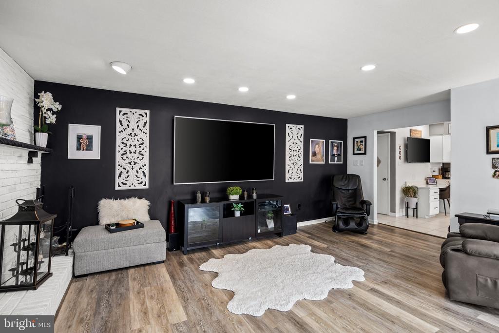 5 CHATEAU DRIVE