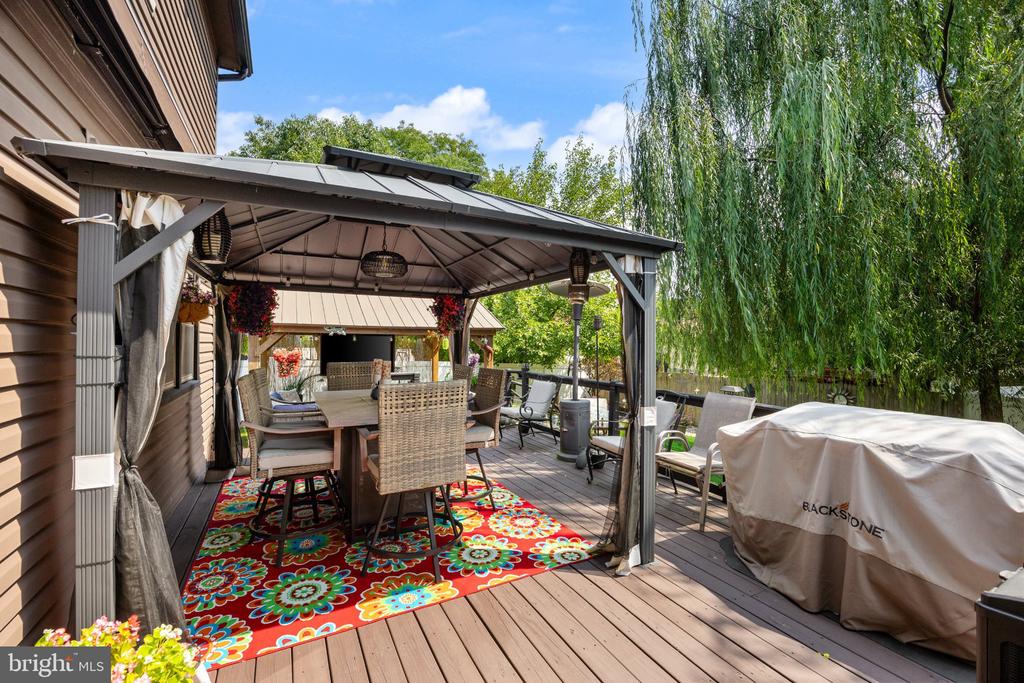 5 CHATEAU DRIVE