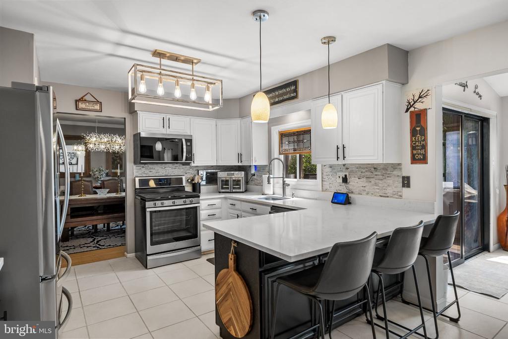5 CHATEAU DRIVE