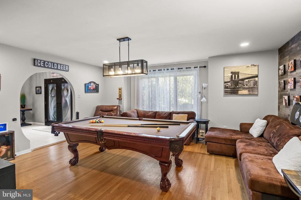 5 CHATEAU DRIVE