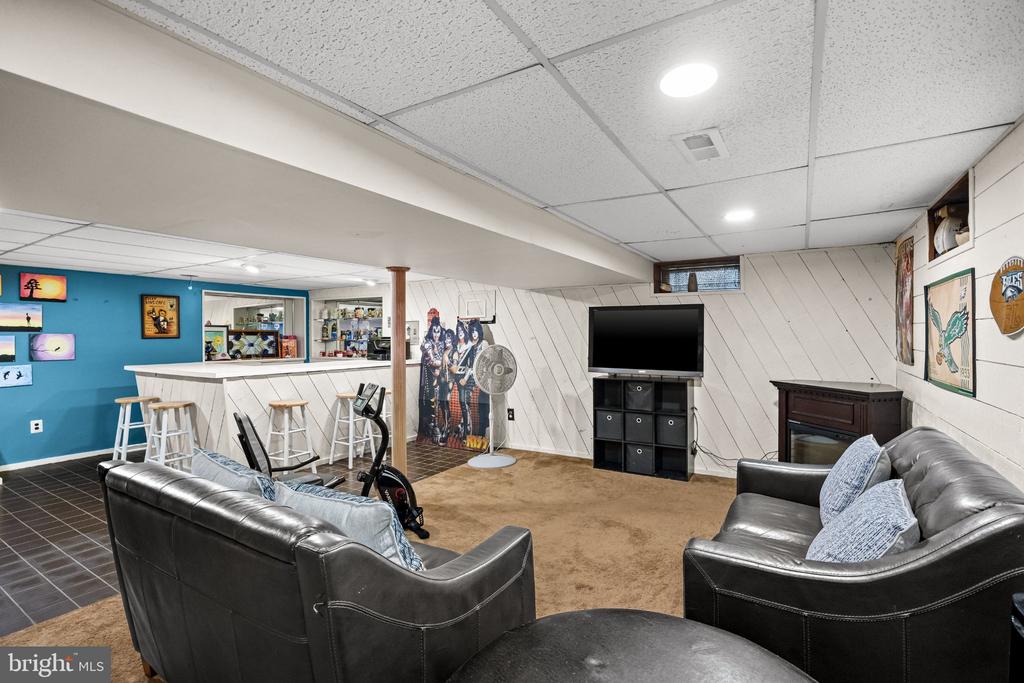 5 CHATEAU DRIVE
