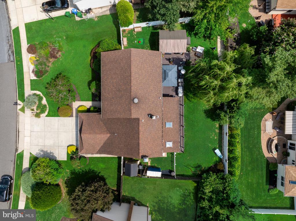 5 CHATEAU DRIVE