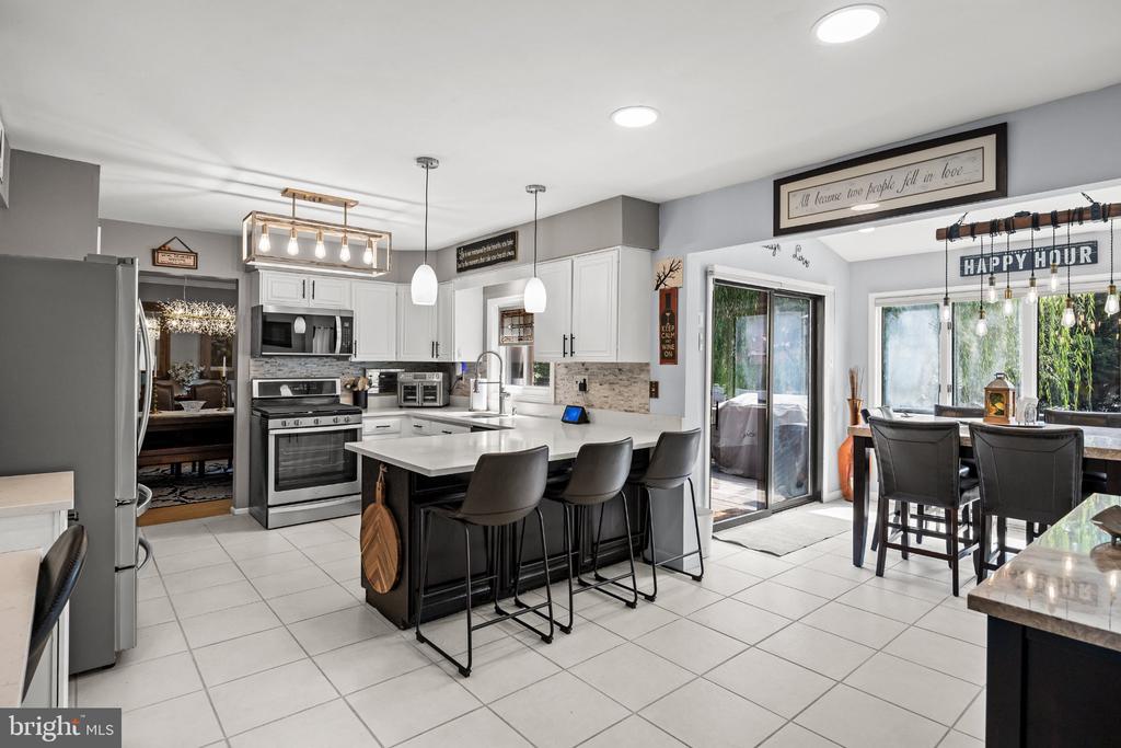 5 CHATEAU DRIVE
