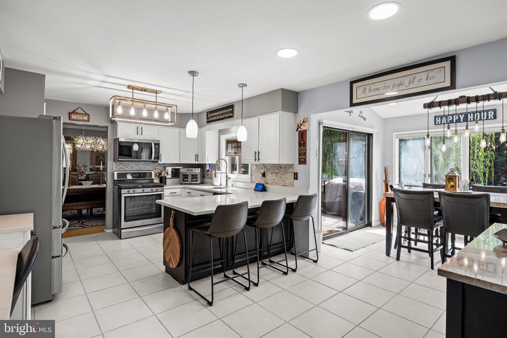 5 CHATEAU DRIVE