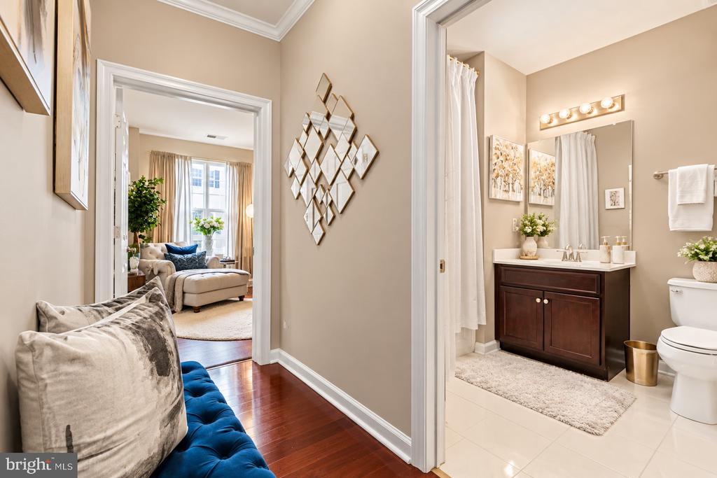 4021 DERBY COURT