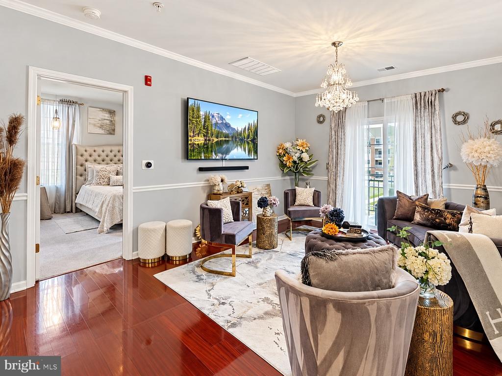 4021 DERBY COURT