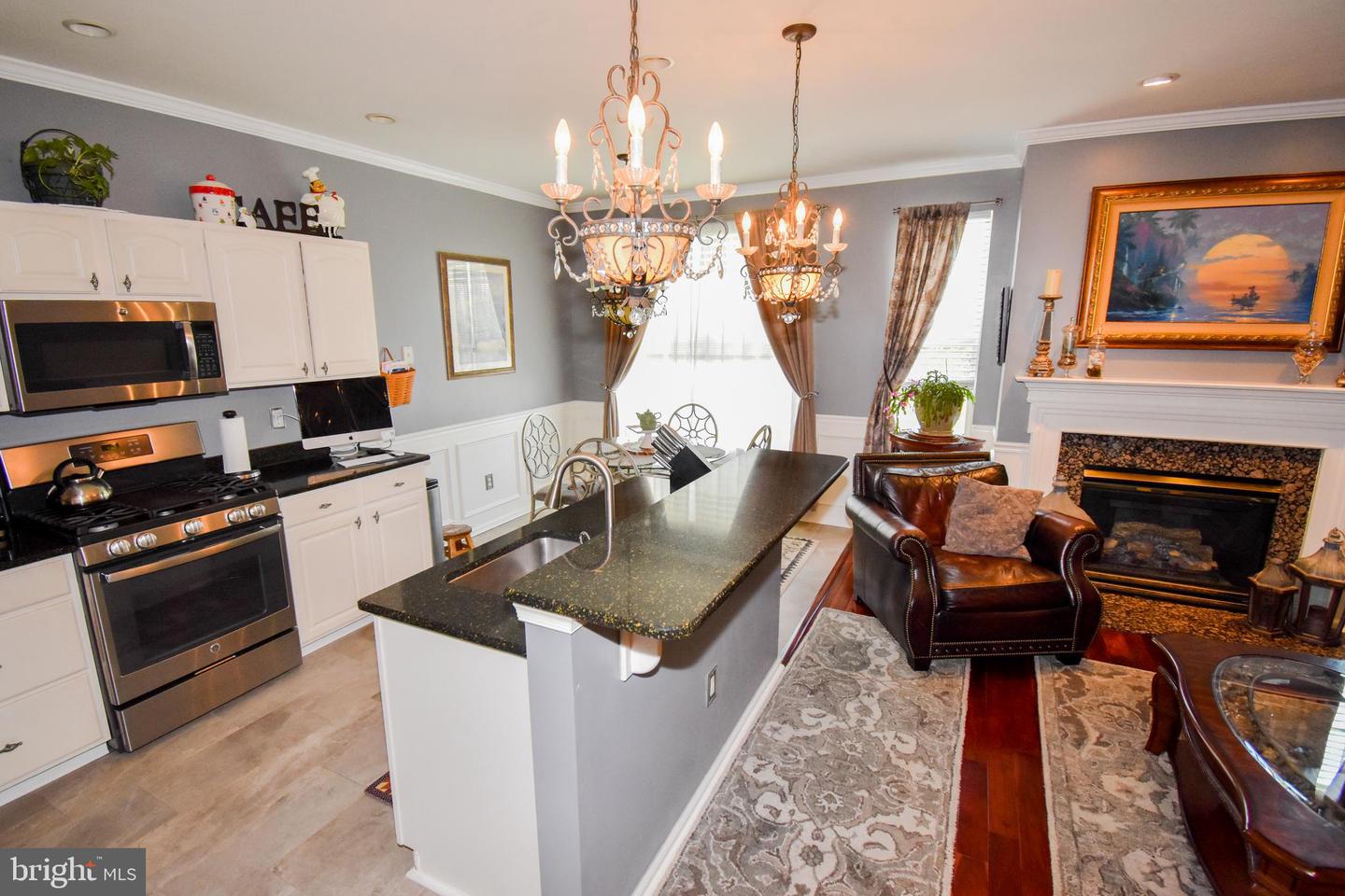 151 Acorn Dr