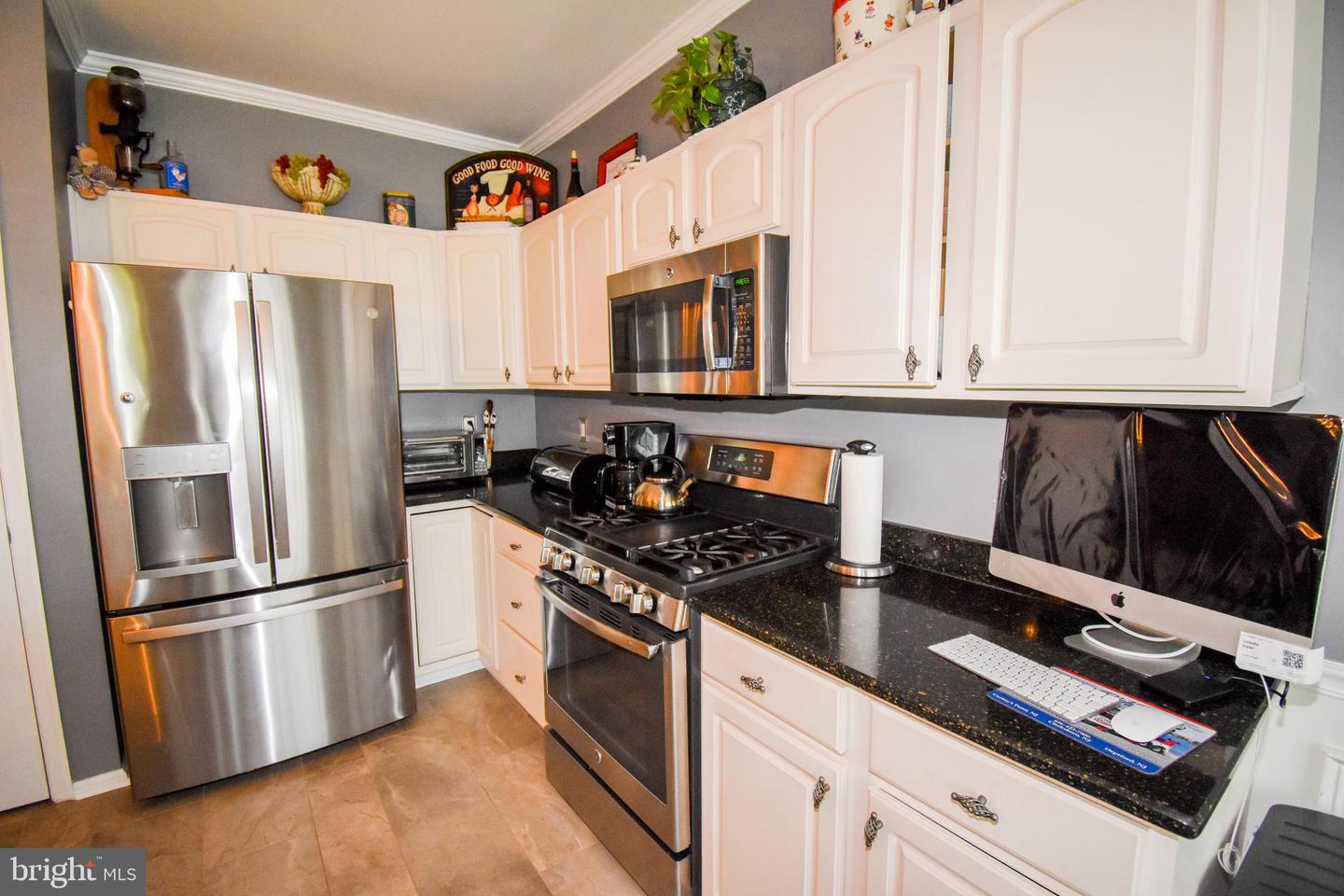 151 Acorn Dr