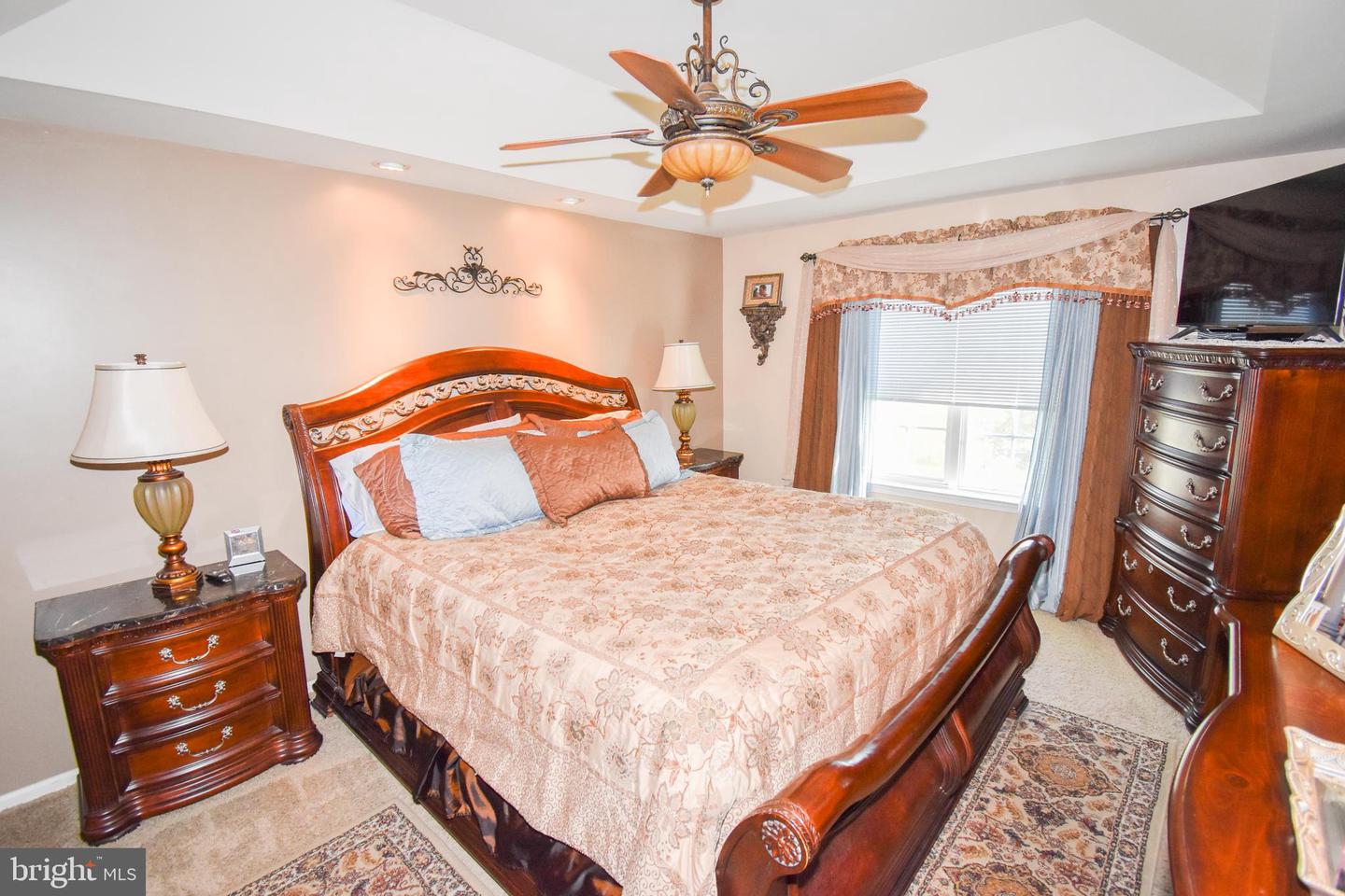 151 Acorn Dr