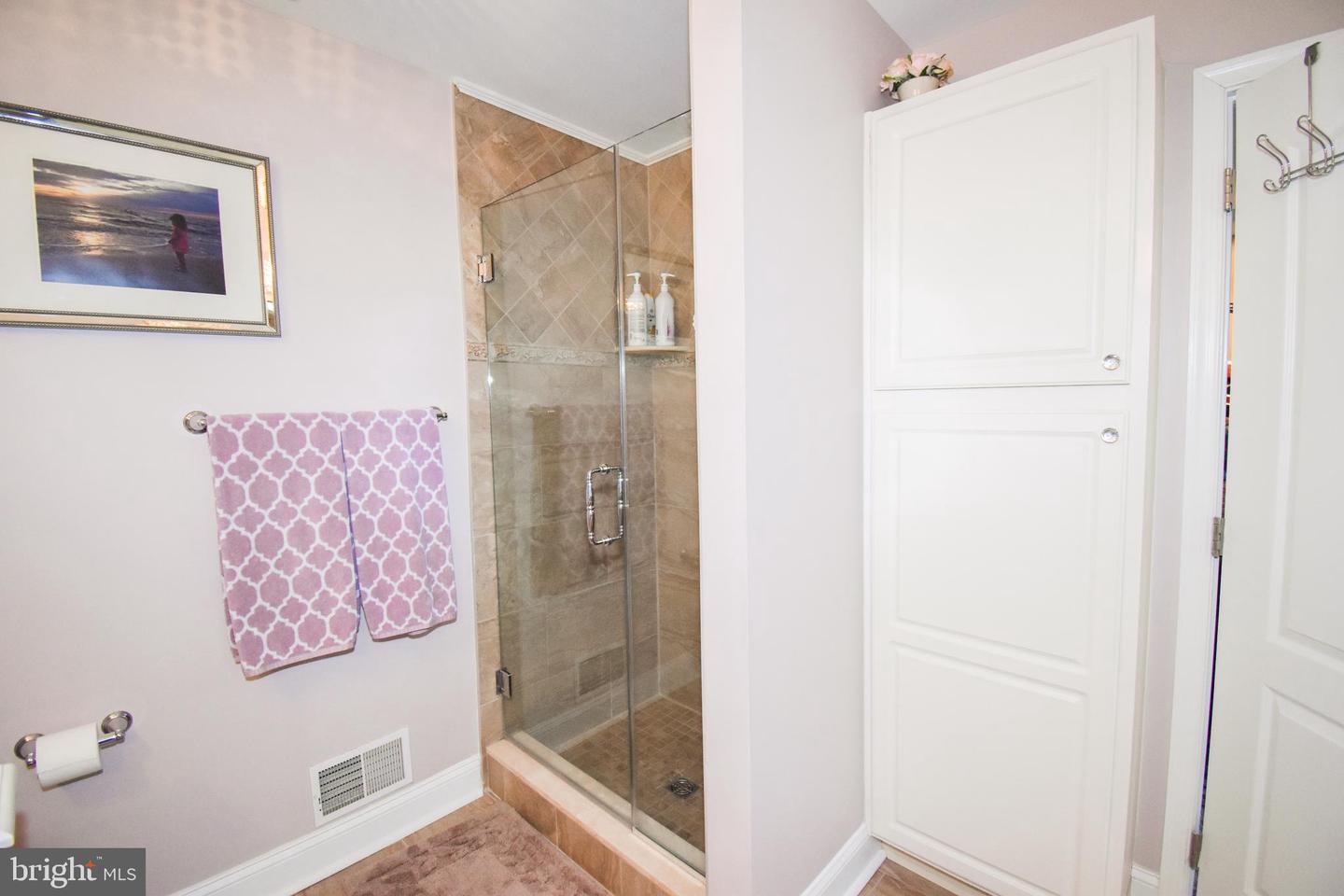 151 Acorn Dr