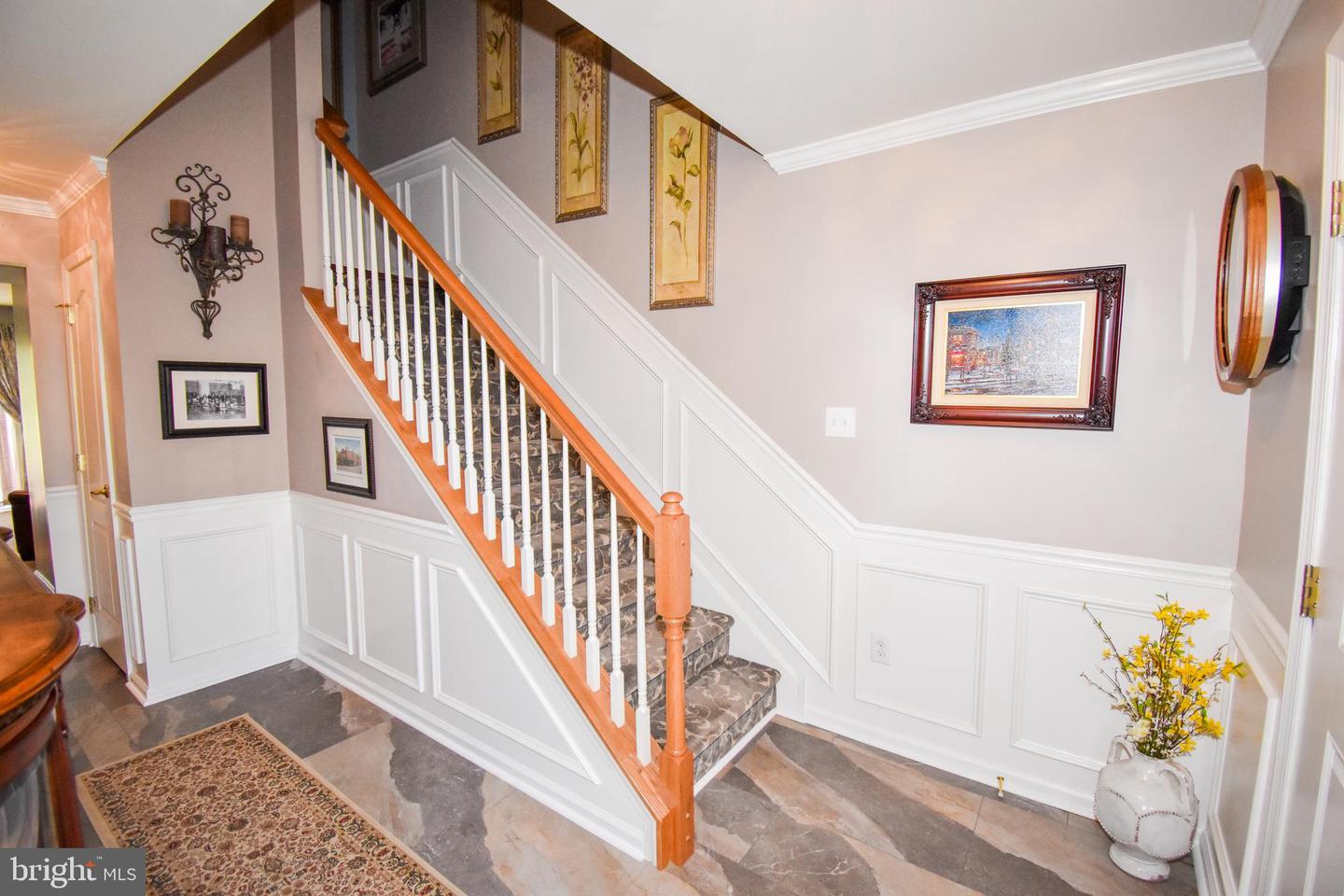 151 Acorn Dr