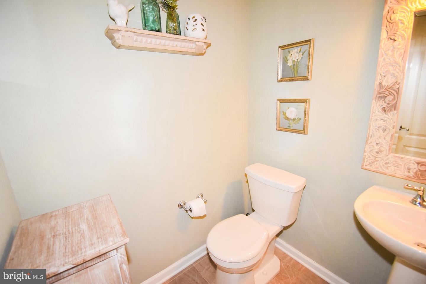 151 Acorn Dr
