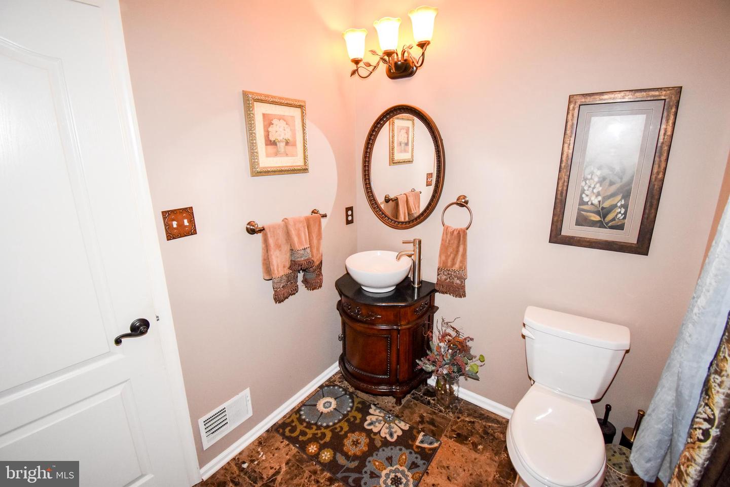 151 Acorn Dr