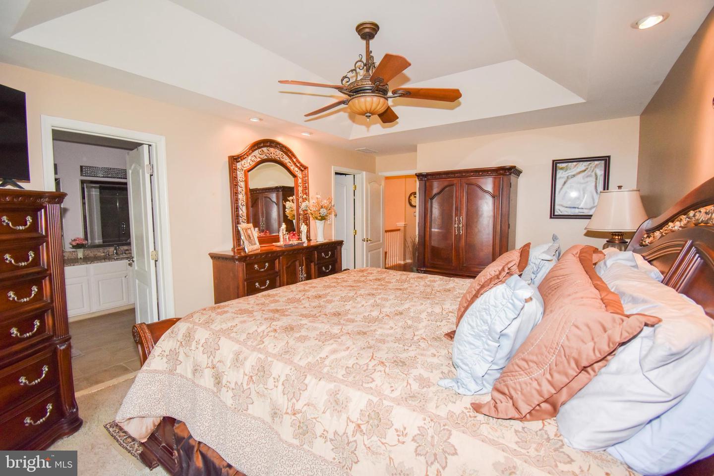 151 Acorn Dr