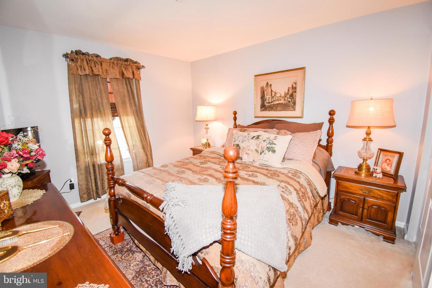 151 Acorn Dr
