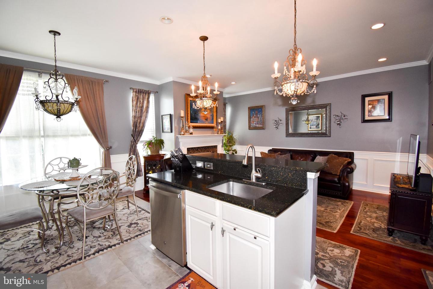 151 Acorn Dr