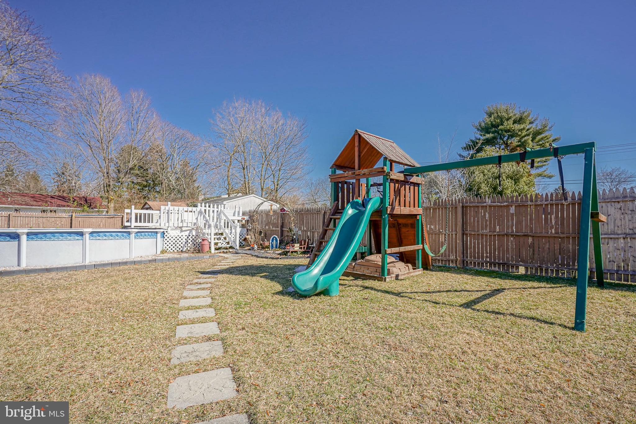 305 Cornell Rd