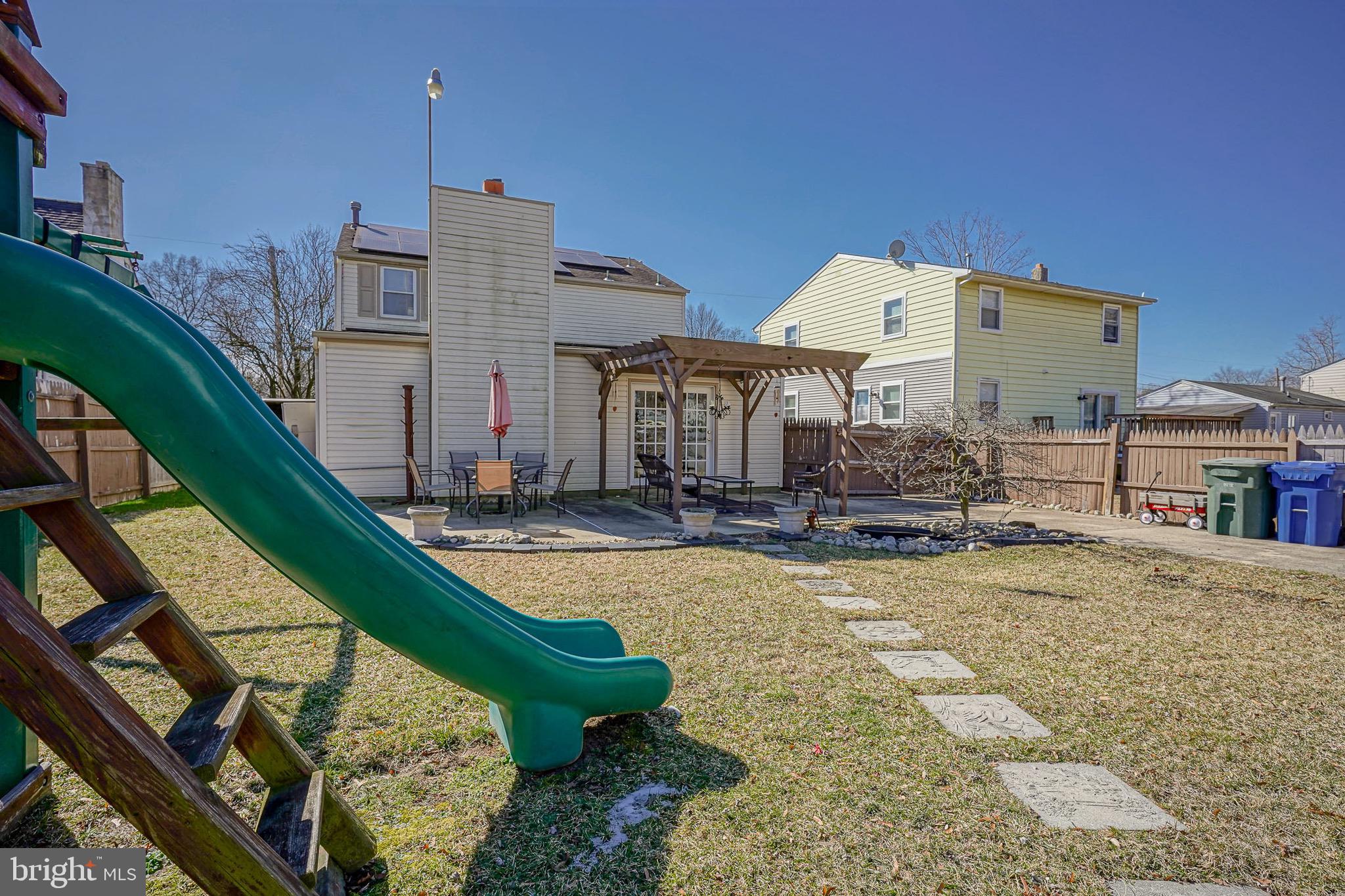 305 Cornell Rd