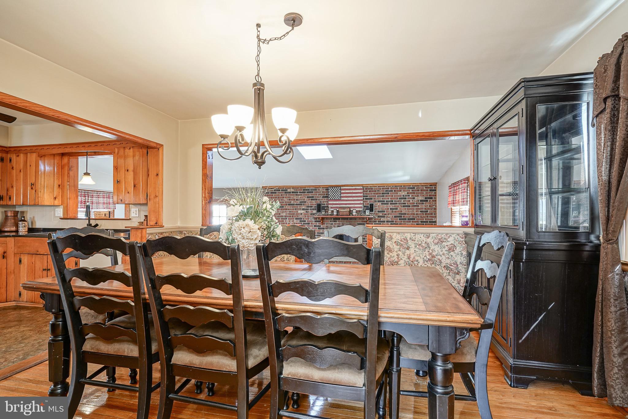 305 Cornell Rd