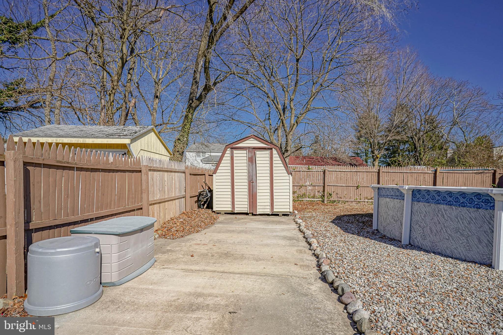 305 Cornell Rd