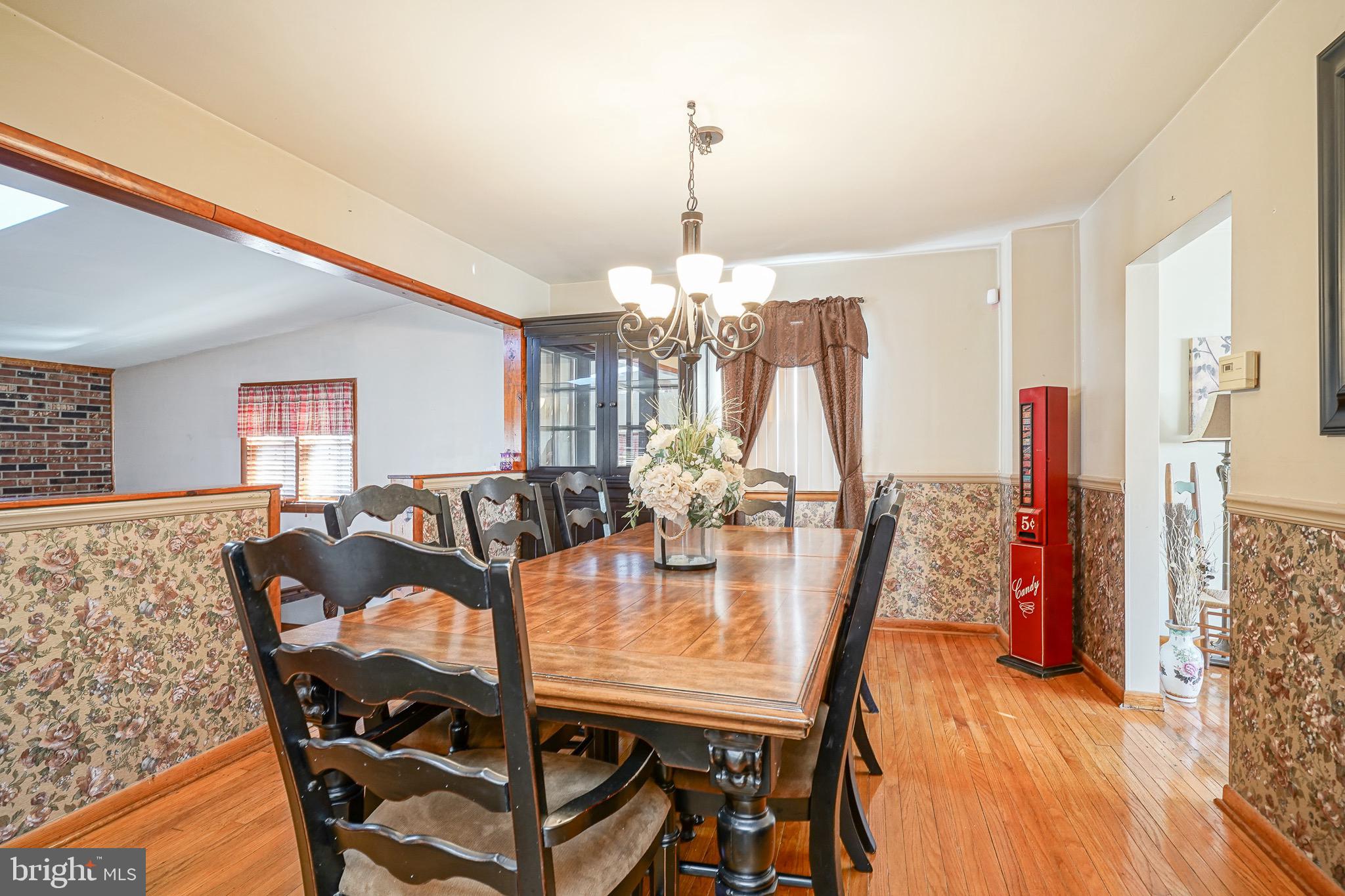 305 Cornell Rd