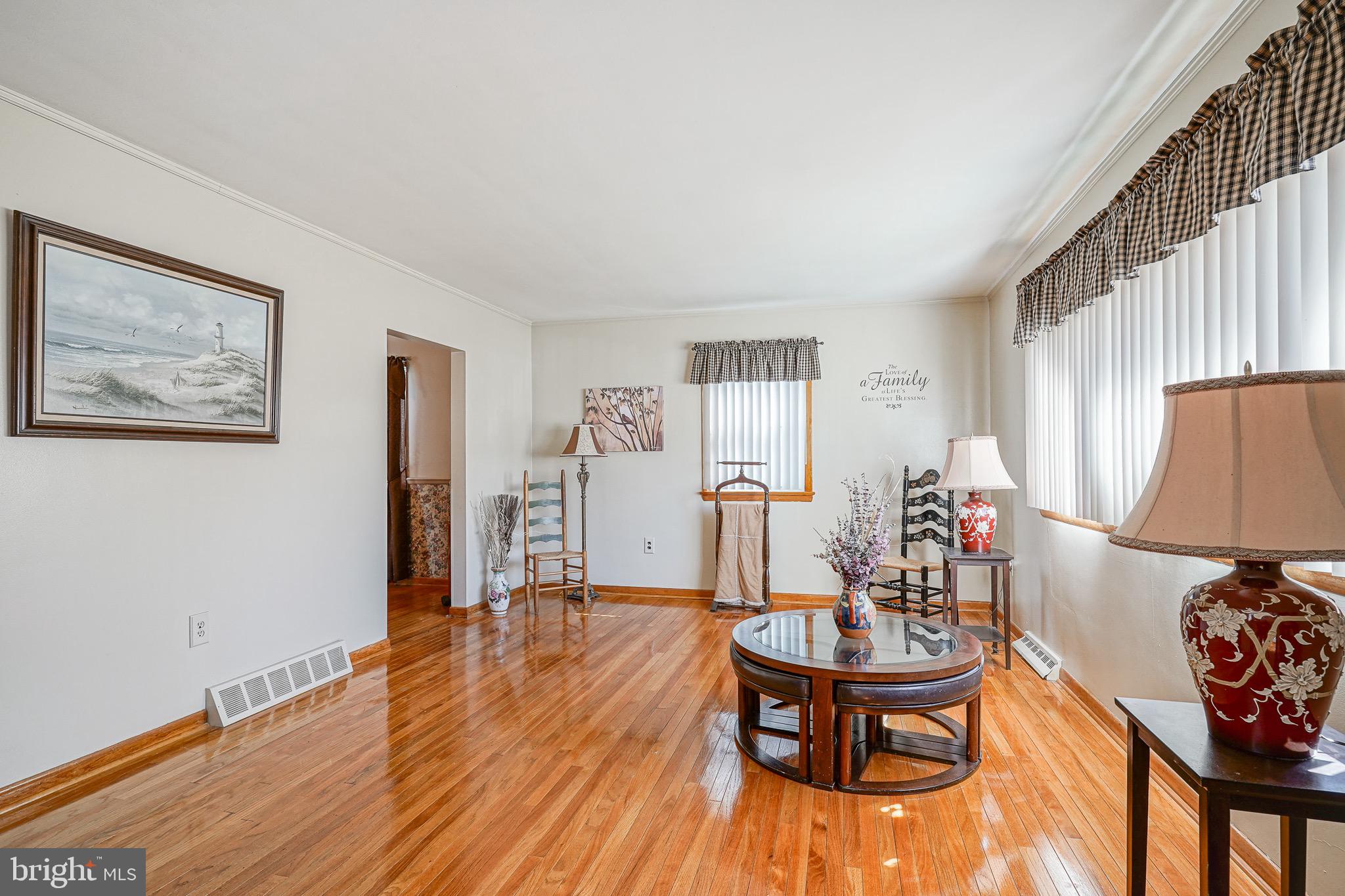 305 Cornell Rd