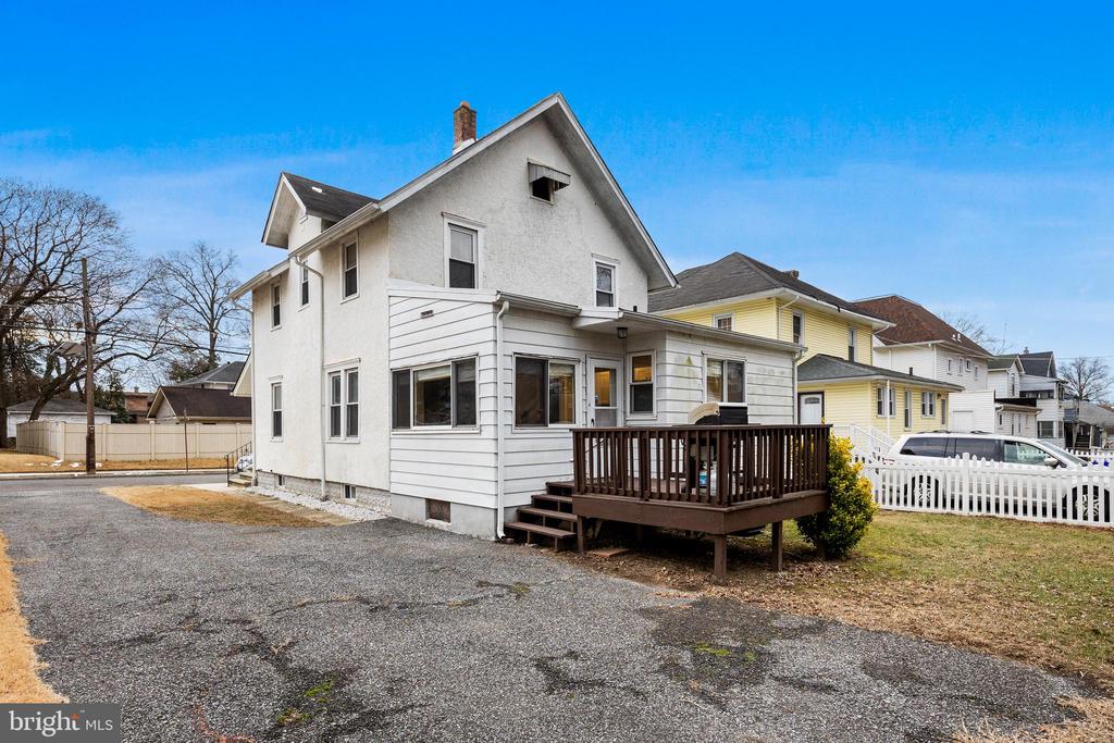 118 West St