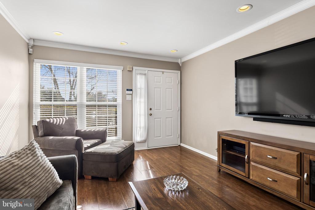 153 Kerry Lynn Ct