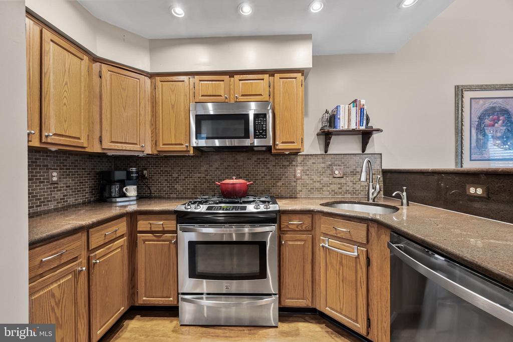 153 Kerry Lynn Ct
