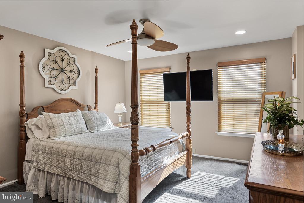 153 Kerry Lynn Ct