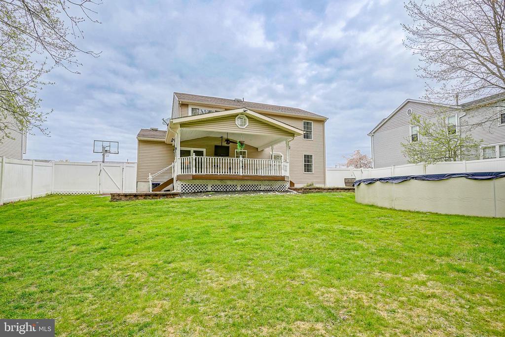 190 Dundee Dr