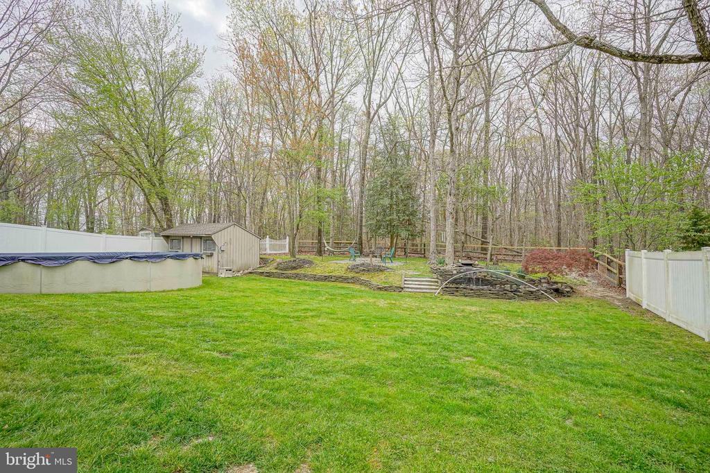 190 Dundee Dr