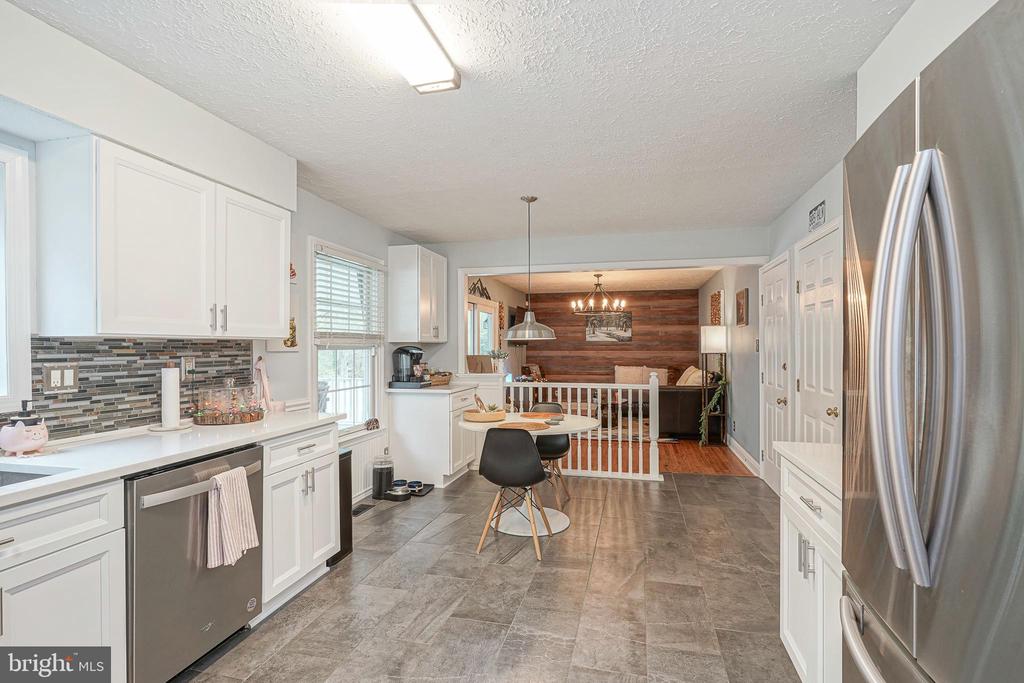 190 Dundee Dr
