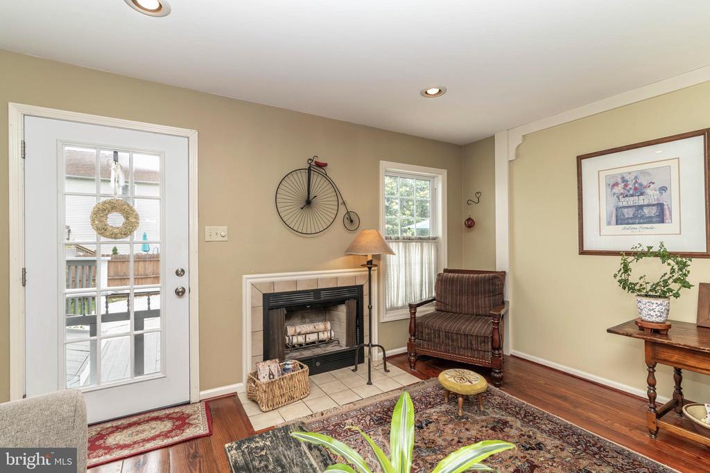 5 Bacon St