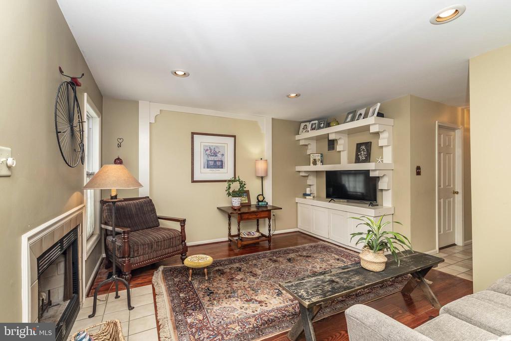 5 Bacon St