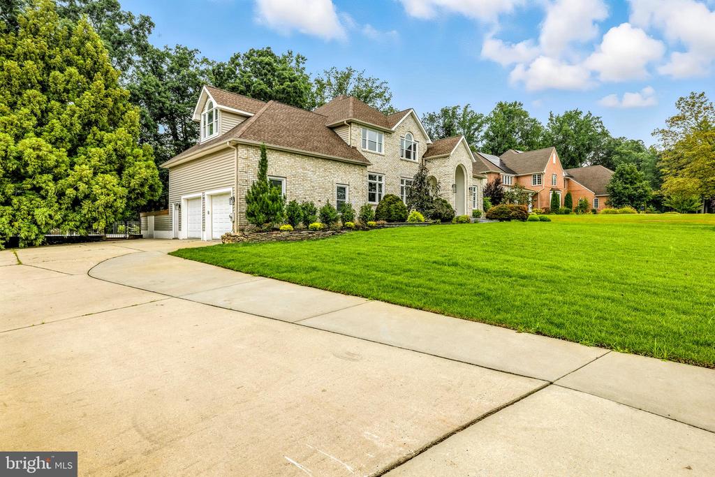 115 FOX CHASE COURT