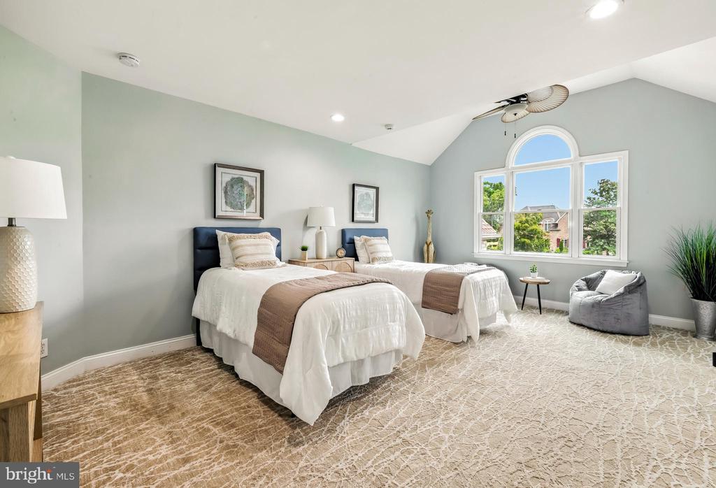 115 FOX CHASE COURT